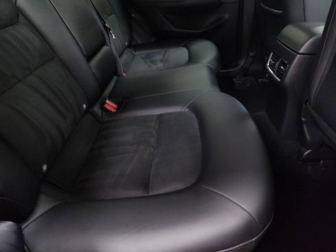 Used 2019 MAZDA CX-5 Touring image 24