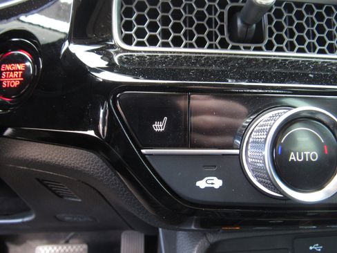 Used 2024 Honda Civic Touring image 18