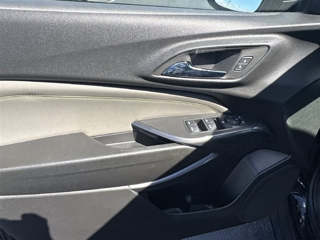 Certified 2024 Chevrolet Trax ACTIV w/ Sunroof Package FWD image 23