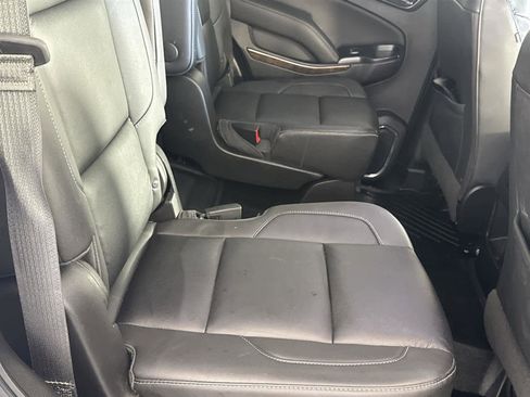 Used 2019 Chevrolet Tahoe LT image 15