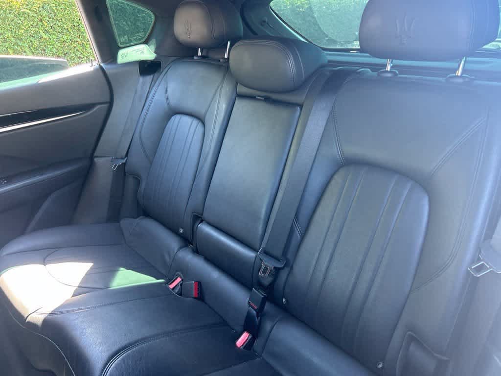 Used 2019 Maserati Levante AWD/4WD image 6