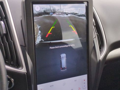 Certified 2024 Ford Edge SEL w/ Convenience Package image 28