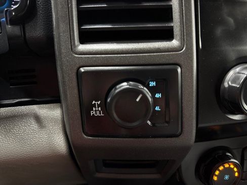 Used 2022 Ford F250 XL w/ Power Equipment Group image 21