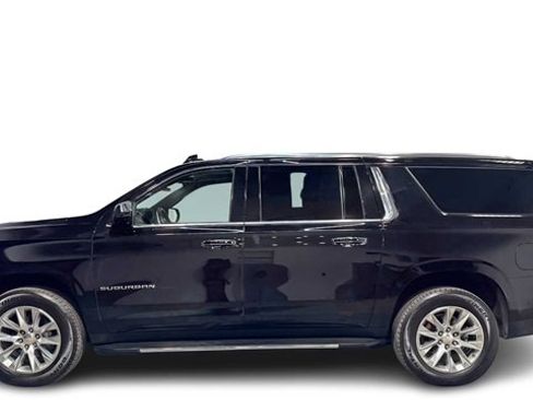Used 2024 Chevrolet Suburban Premier w/ Premium Package 2 image 1