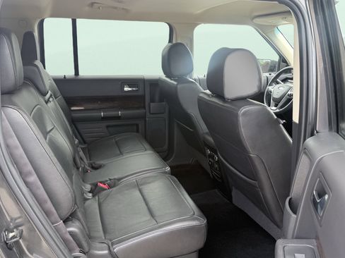 Used 2019 Ford Flex Limited w/ Equipment Group 301A AWD/4WD image 39