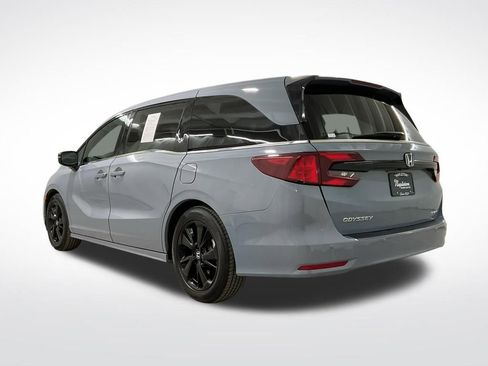 Used 2024 Honda Odyssey Sport image 2