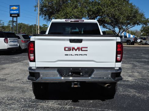 Used 2024 GMC Sierra 2500 Pro w/ 1SA Pro Safety Plus Package image 4