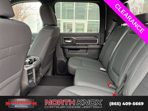 New 2026 RAM 2500 Big Horn AWD/4WD image 13