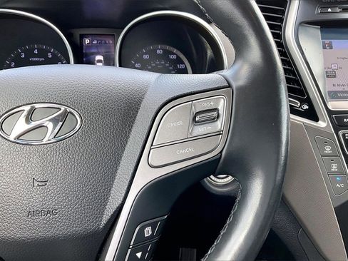 Used 2017 Hyundai Santa Fe Limited w/ Cargo Package image 11