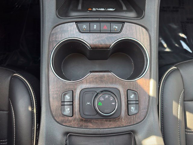 Certified 2023 GMC Acadia Denali w/ Denali Ultimate Package AWD/4WD image 23