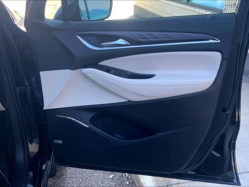 Used 2023 Buick Enclave Avenir image 26