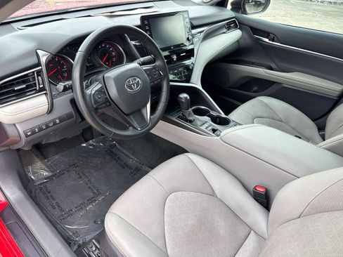 Used 2022 Toyota Camry XSE w/ Navigation Package image 22