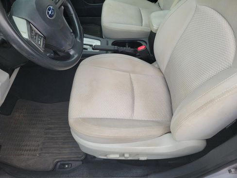 Used 2014 Subaru Forester 2.5i Premium w/ All-Weather Package image 24