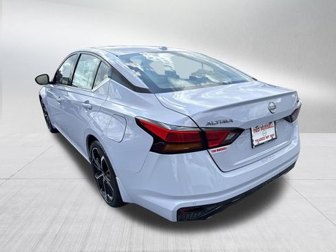 New 2025 Nissan Altima 2.5 SR FWD image 5