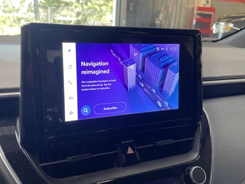 Used 2024 Toyota Corolla SE image 10