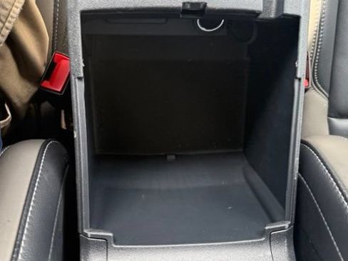 Used 2025 Ford Bronco Outer Banks AWD/4WD image 29