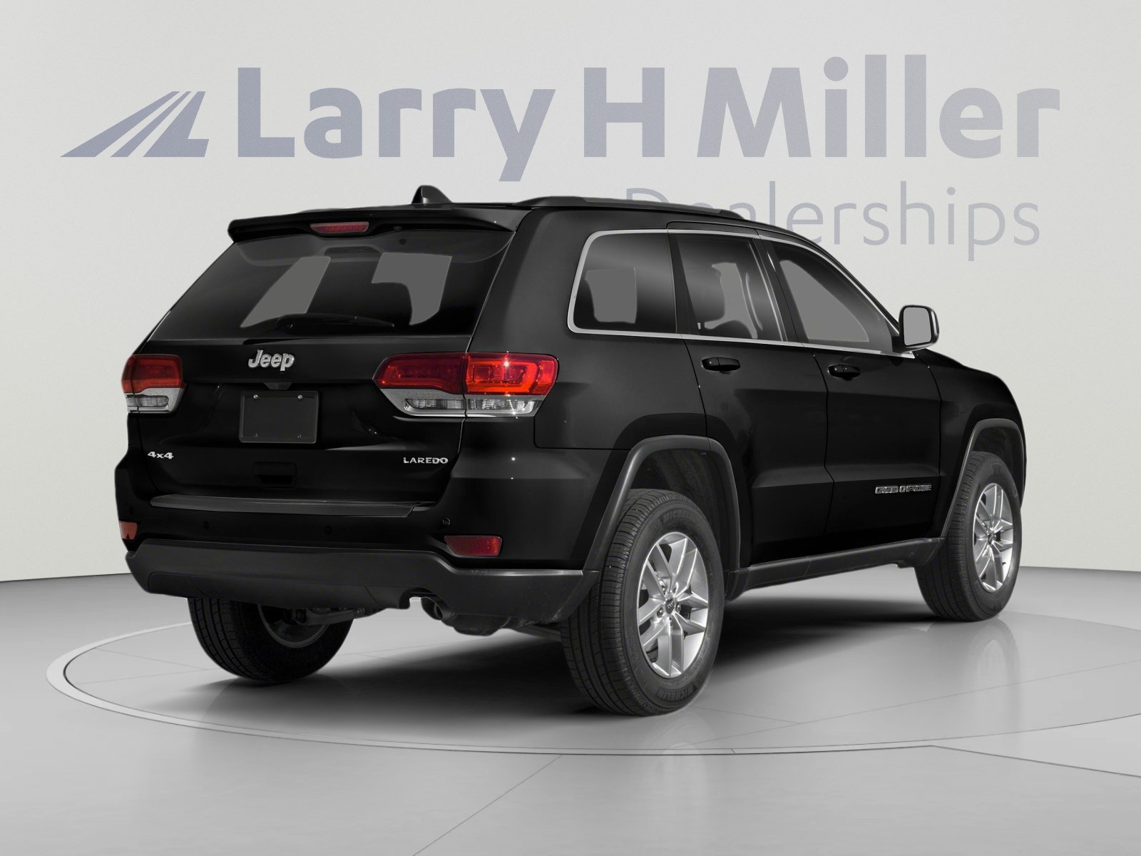 Used 2020 Jeep Grand Cherokee Altitude AWD/4WD image 2