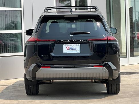 New 2026 Toyota RAV4 SE w/ Convenience Package AWD/4WD image 5