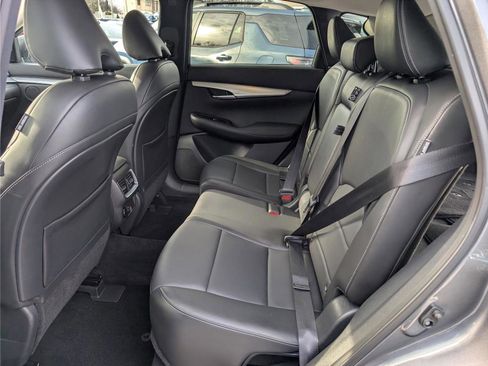 Used 2021 INFINITI QX50 Luxe image 15