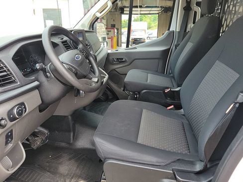Used 2025 Ford Transit 250 Low Roof w/ Exterior Upgrade Package RWD image 5