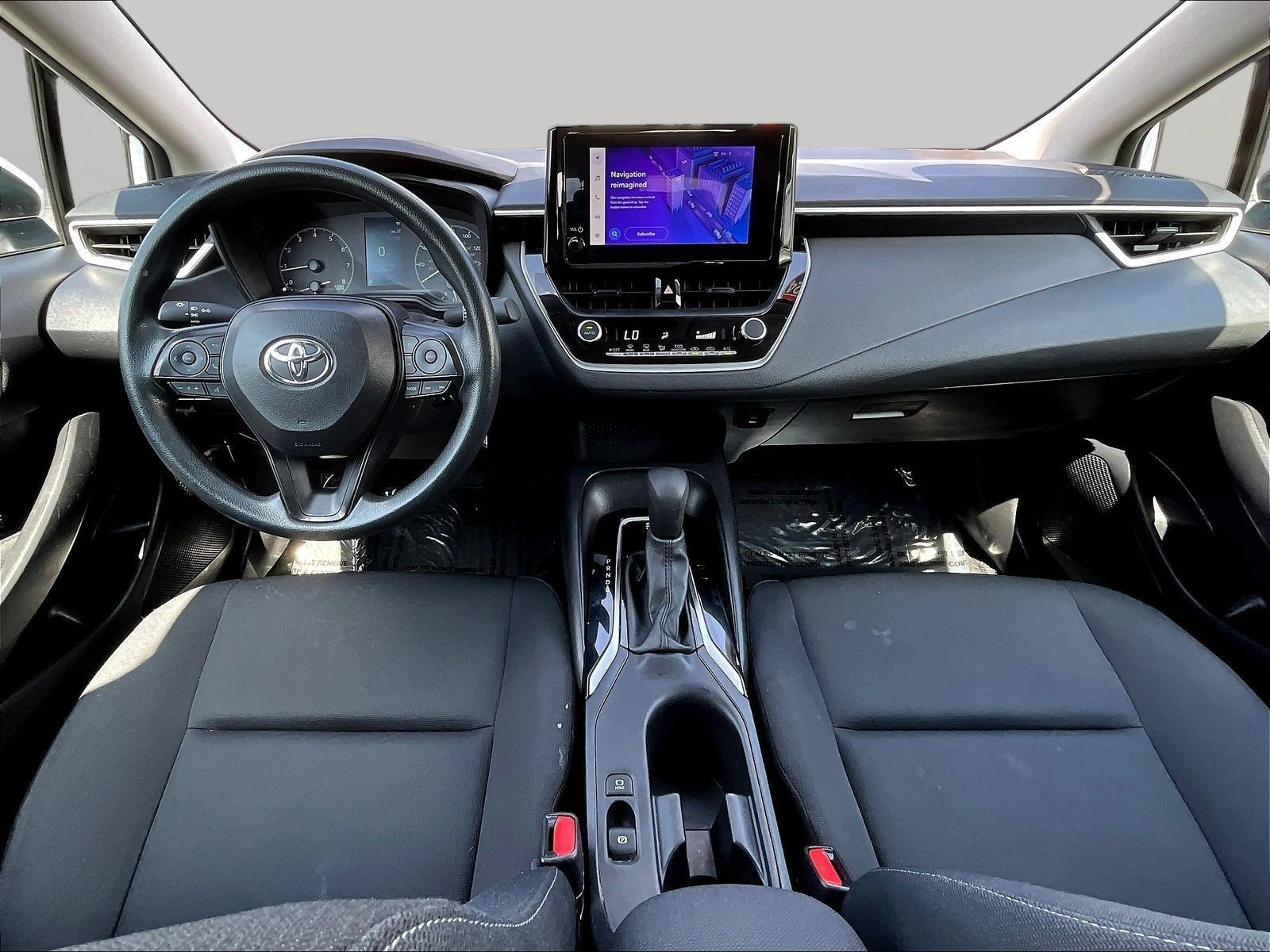 Used 2024 Toyota Corolla LE FWD image 10