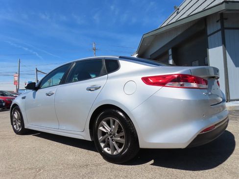 Used 2020 Kia Optima LX FWD image 27