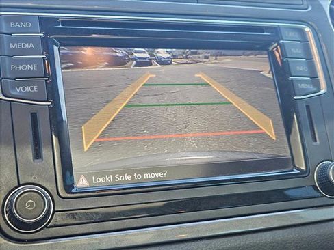 Used 2017 Volkswagen Tiguan SEL image 14