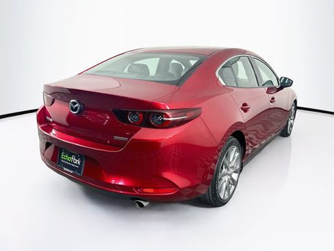 Used 2019 MAZDA MAZDA3 Sedan FWD image 9