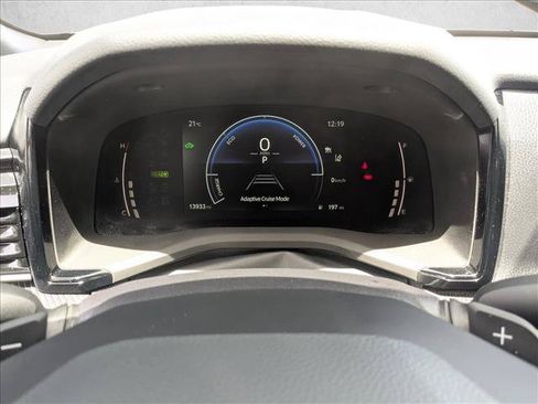 Used 2025 Toyota Camry LE FWD image 11