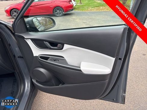 Certified 2023 Hyundai Kona SEL image 8