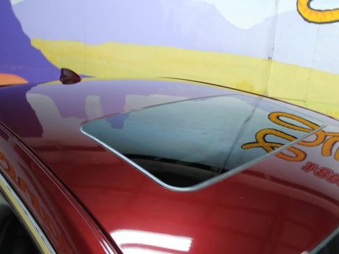 Used 2016 Chevrolet Malibu LT image 5