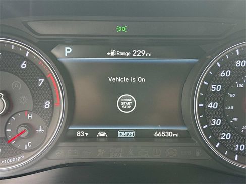 Used 2019 Genesis G70 2.0T Advanced w/ Sport Package image 41