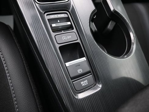 Used 2025 Honda Civic Sport image 17