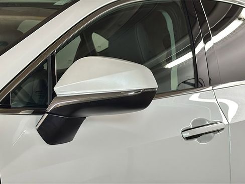 Certified 2022 Lexus NX 350h AWD image 5