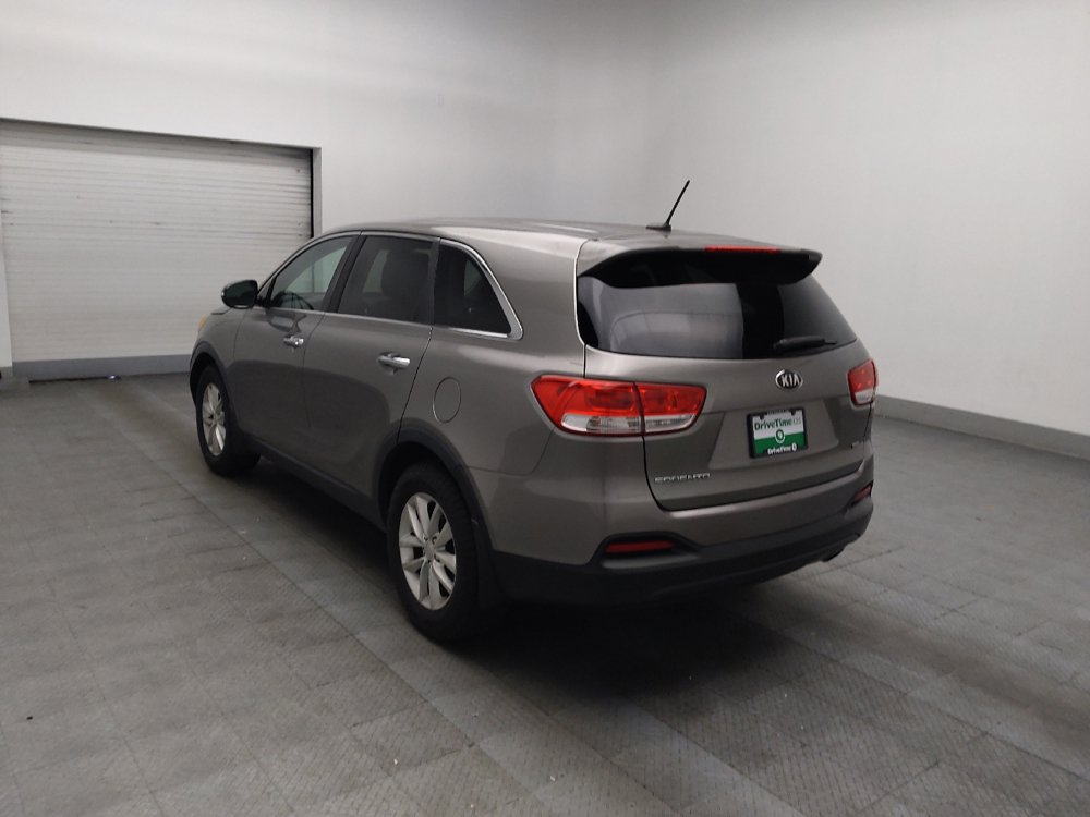 Used 2016 Kia Sorento L FWD image 5