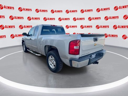Used 2007 Chevrolet Silverado 1500 LT w/ 2LT Convenience Package image 6