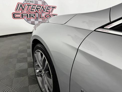 Used 2021 Chevrolet Malibu LT FWD image 23