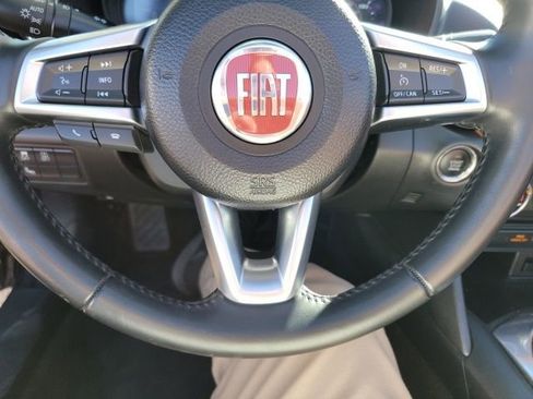 Used 2017 FIAT 124 Spider Lusso image 14