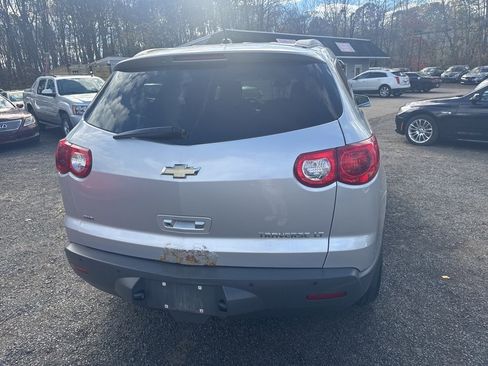 Used 2012 Chevrolet Traverse LT image 13