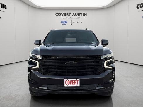 Used 2021 Chevrolet Suburban LT w/ Rear Media and Nav Package image 8