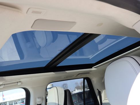 Used 2024 Lincoln Navigator L Black Label image 28