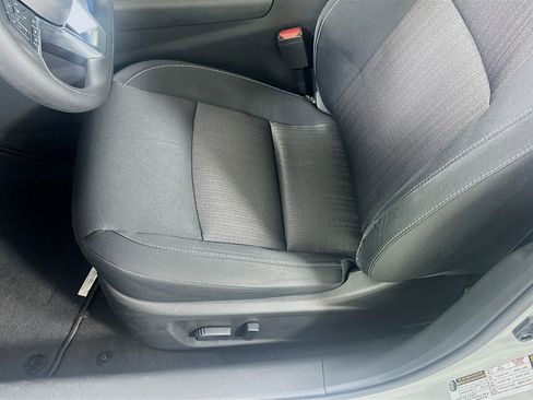 Used 2022 Nissan Altima 2.5 SV FWD image 19