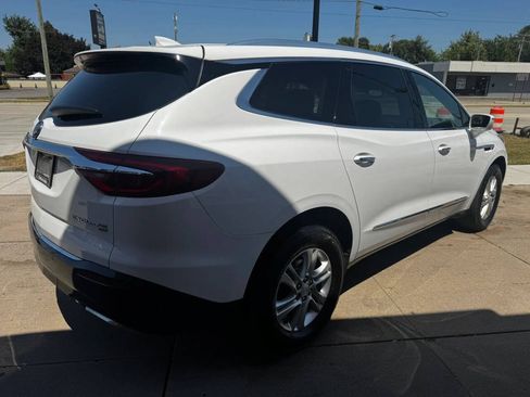 Used 2019 Buick Enclave Essence AWD/4WD image 8