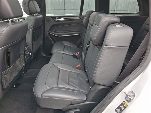 Used 2019 Mercedes-Benz GLS 550 4MATIC image 10