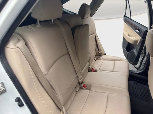 Used 2018 Subaru Outback 2.5i Limited image 19