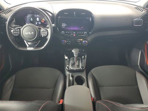 Used 2023 Kia Soul GT-Line image 13