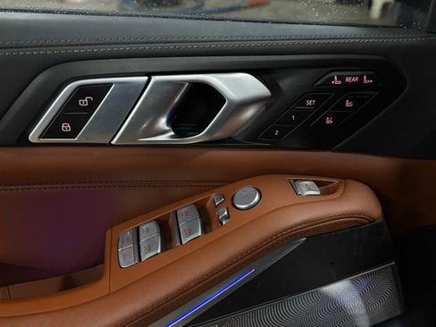 Certified 2024 BMW X7 M60i w/ Executive Package image 15