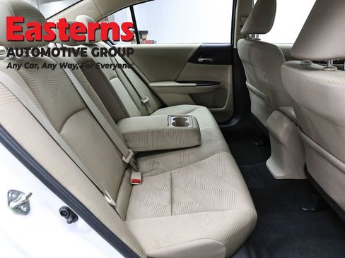 Used 2015 Honda Accord LX image 23