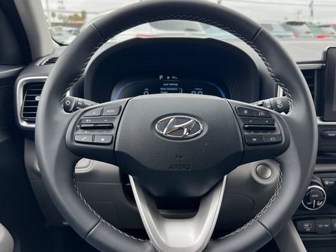 New 2026 Hyundai Venue SEL FWD image 22