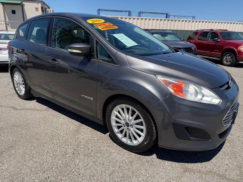 Used 2016 Ford C-MAX SE w/ Interior Protection Package FWD image 3